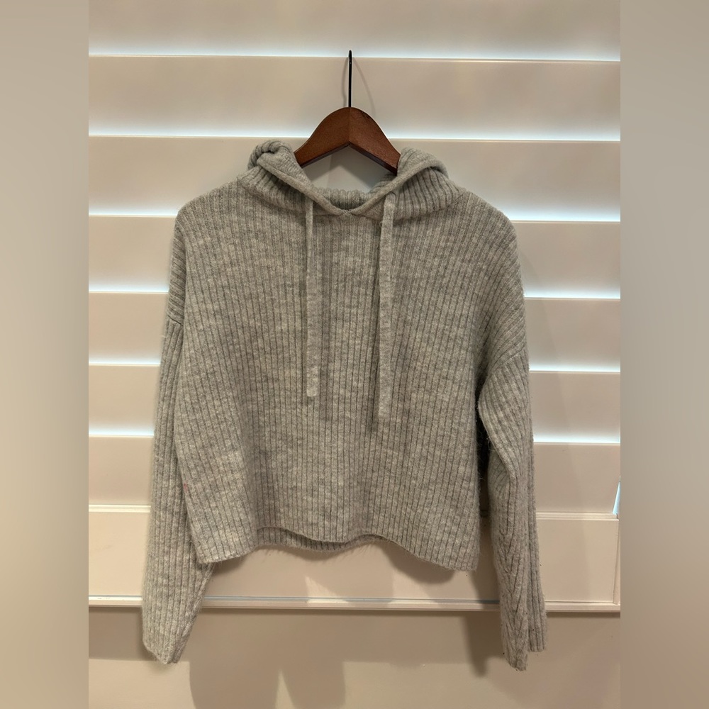 VS PINK: Grey Hoodie Sweater